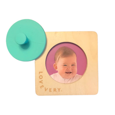 Lovevery first puzzle - the Inspector Play Kit (Months 7-8)